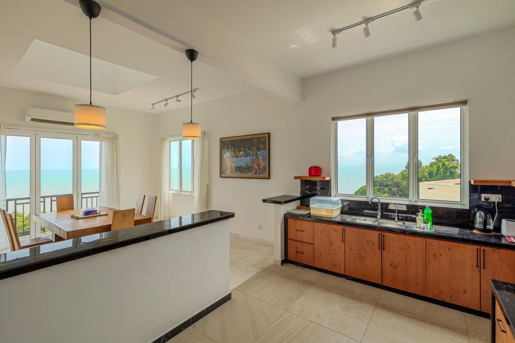 Panoramic Seaview Holiday Home - Batu Feringgi Exteriör bild
